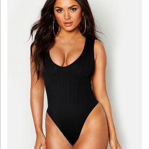 Black bodysuit never worn